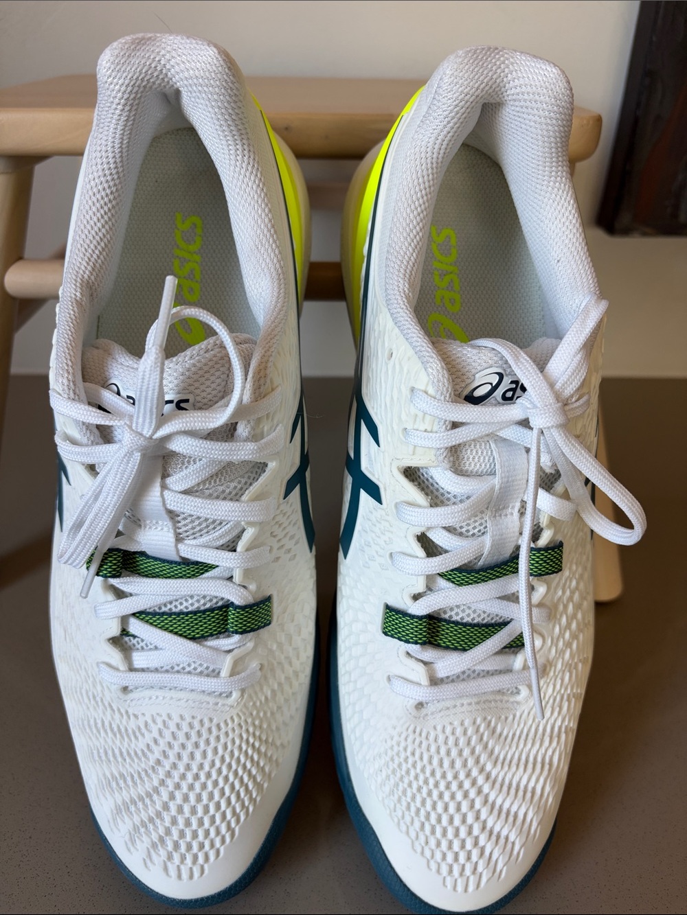 ASICS White/Teal Athletic Shoes (Men's 10.5)